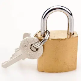 Bound – Polished Brass Bondage Padlock And Key