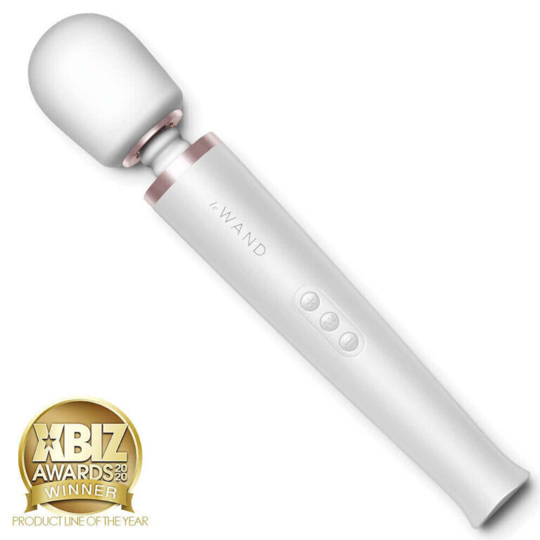 Le Wand Luxury Vibrating Rechargeable Sensual Massager (white) Le Wand Luxury Vibrating Rechargeable Sensual Massager (white)