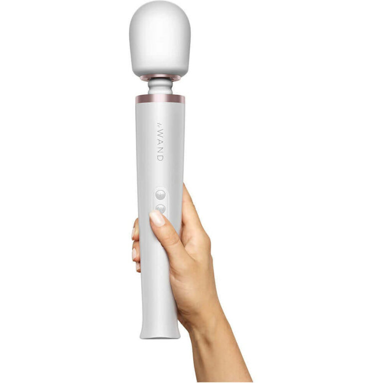 Le Wand Luxury Vibrating Rechargeable Sensual Massager (white)