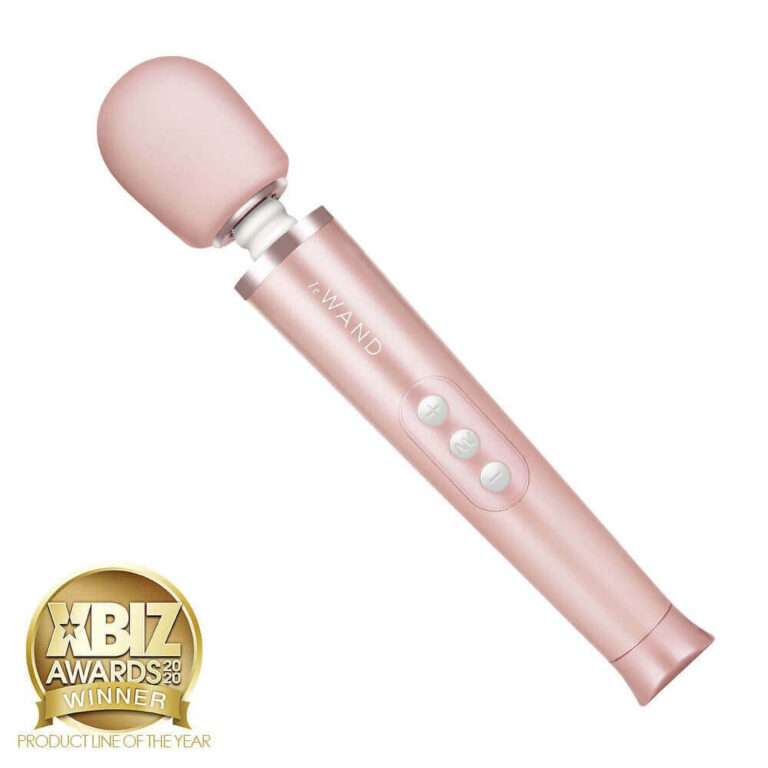 Le Wand Luxury ‘petite’ Rechargeable Sensual Massager (rose Gold) Le Wand Luxury 'petite' Rechargeable Sensual Massager (rose Gold)
