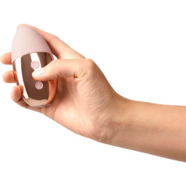 Le Wand Luxury ‘point’ Rechargeable Contoured Clitoral Vibrator (rose Gold)